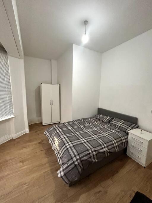 Leicester Spacious Flat With Free Parking Exteriér fotografie