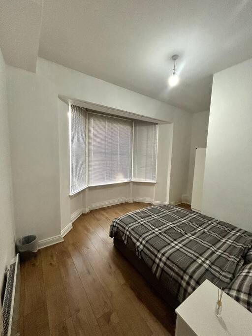 Leicester Spacious Flat With Free Parking Exteriér fotografie
